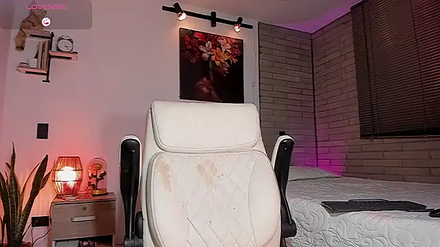 Josseph1_ Adlı Modelin Canlı XXX Sohbeti