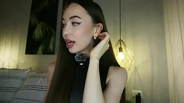 supreme_dominatrix 即時 XXX 聊天