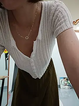 Emma_LinhのライブXXXチャット
