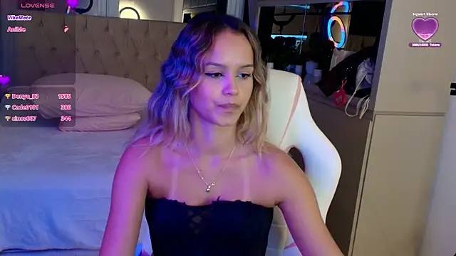 Chat +18 de Stacy_Tyler ao vivo