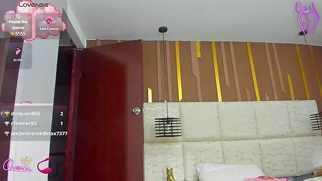 AmbarGills' Live XXX Chat