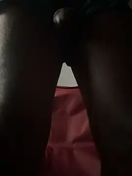 MIGHTYDEMONXXX Adlı Modelin Canlı XXX Sohbeti