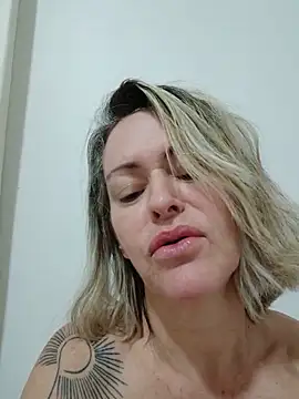 Misaudibel Chat XXX in diretta