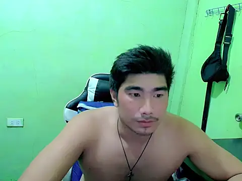Hunkfireman 现场XXX聊天