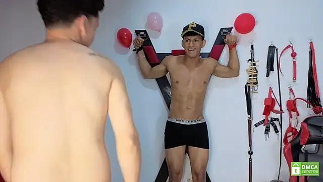 Nicolas_AthleticBoy Chat XXX in diretta