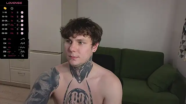 XXX chat uživo modela Lechery_boy