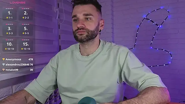 DaddySlava: онлайн-секс-чат