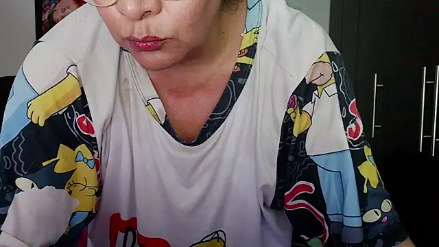 Chat +18 de Grace_mature_milf ao vivo