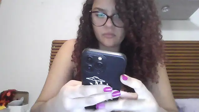 Živý XXX chat amorcaradepau_