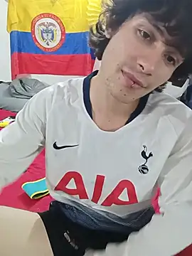 XXX chat uživo modela LittleTymmy