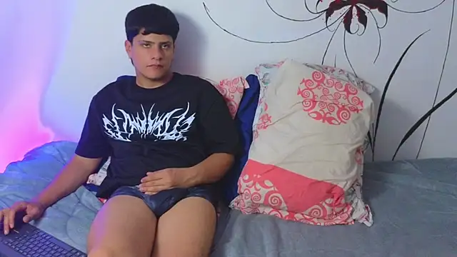 Chat XXX en directo de LilithAndJacob