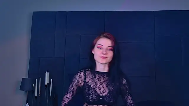 NicoleLuxe's Live XXX Chat