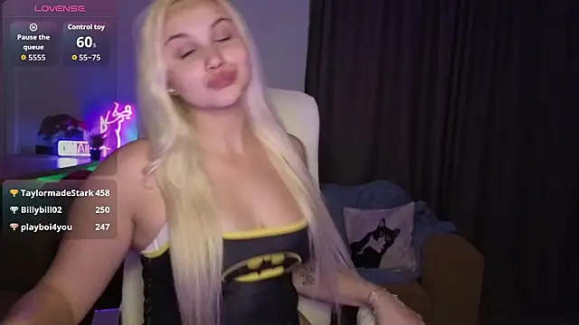 adrelaxina's Live XXX Chat