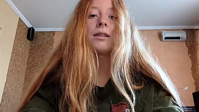 Chat XXX en directo de KateVibe_01