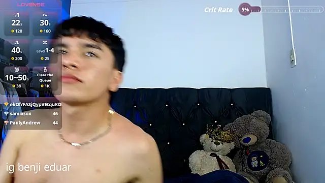 Онлайн чат XXX benji_hoter