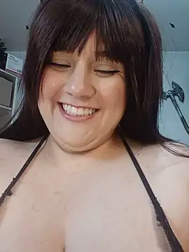 ItsNaiixa Webcamshow