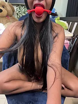 LillyLive XXX чат на живо
