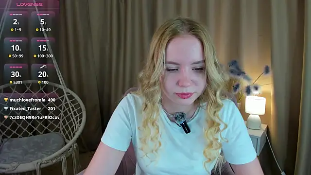 Linda__Bloom élő XXX-chatje