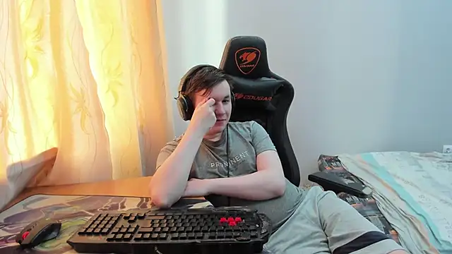 iliaskrislove live XXX chat