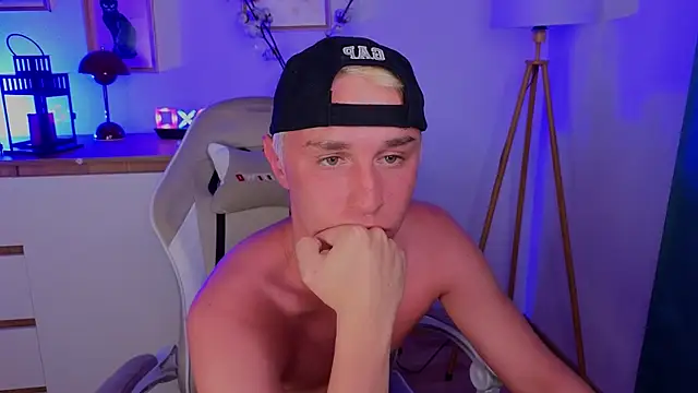 e1v1s Live XXX-chat