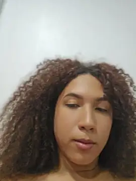 lilith_isabella25's Live XXX Chat