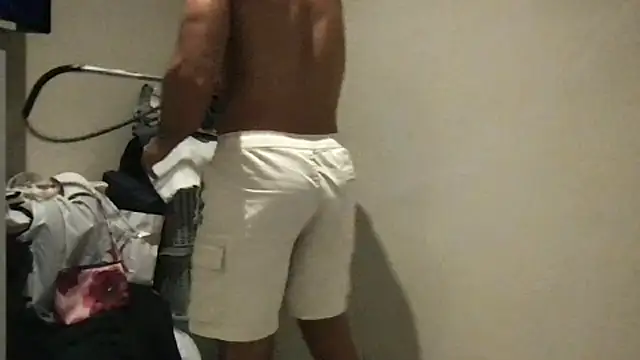 Chat XXX ao vivo de BigGuyMuscle