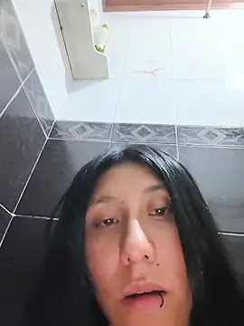 Czat XXX na żywo – Nohemi_louse