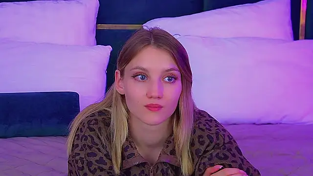 StacyEvances Chat XXX live