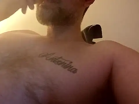 Viciouzz1 live XXX chat