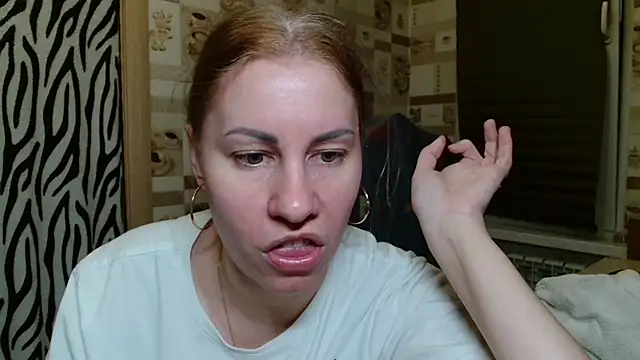 TherestlessKitty's Live XXX Chat