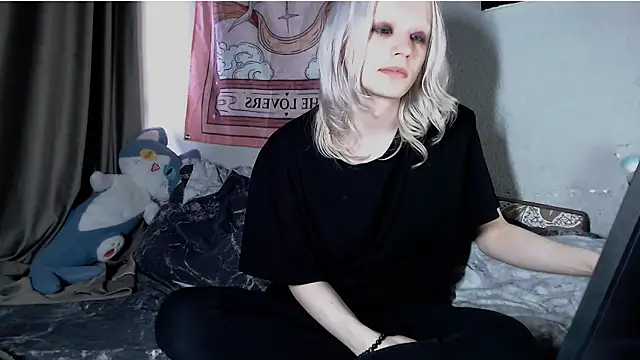 Alien_Bella Chat XXX in diretta