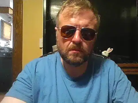 TheOneDonShaun Pertunjukan Webcam