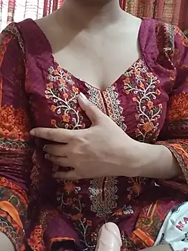Tanha18 Live XXX-Chat