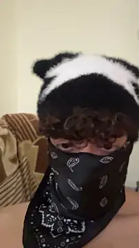Hz1Tr 现场XXX聊天