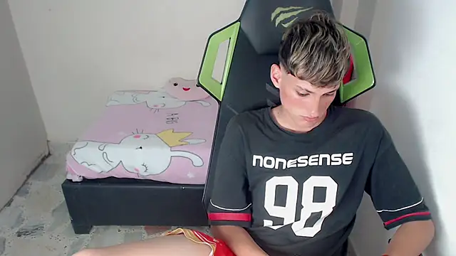 Pablito_junior live XXX chat