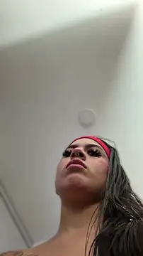 Eveliin__ Chat XXX in diretta