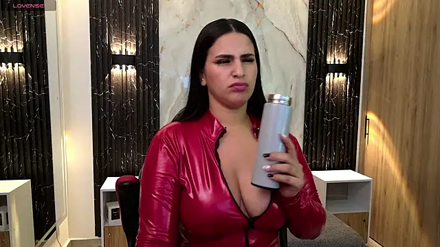 Chat +18 de ChloeHolmes ao vivo
