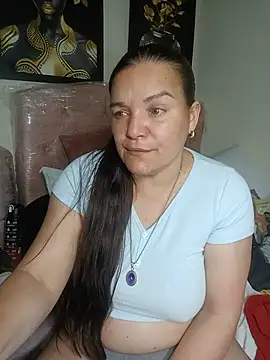Chat XXX ao vivo de Zuleyka_69