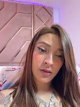 -Natalia_888 Live XXX-Chat