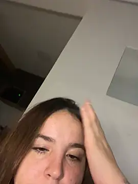 Czat XXX na żywo – AMORINHA_S2_