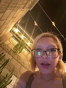 Онлайн чат XXX SweetBunnyGF