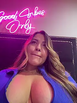 sexyyykloee's Live XXX Chat