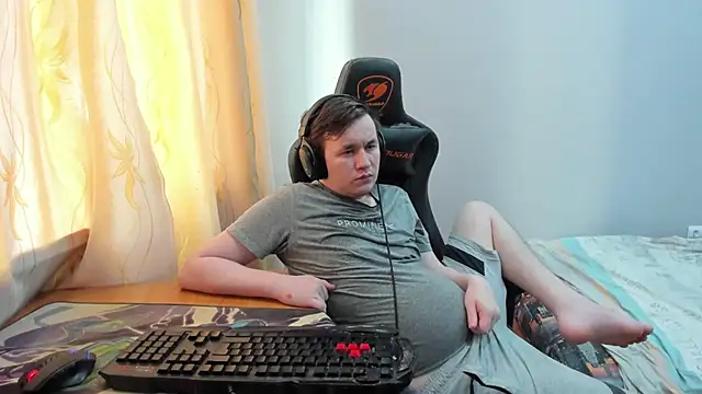 Show modela iliaskrislove na web-kameri