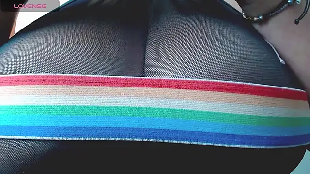 צ'אט XXX בשידור חי של FranchescaSexy1