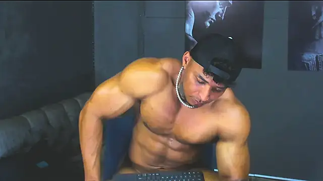 XXX chat uživo modela bradley_smith
