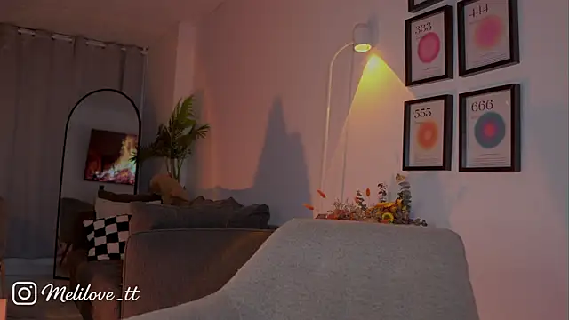 צ'אט XXX בשידור חי של MelyTaylor_