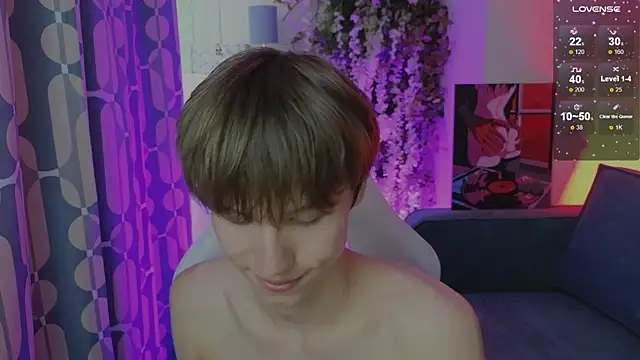 Онлайн чат XXX cuMte_boy