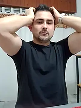 Bradd_32 live XXX chat