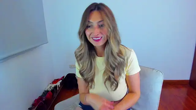 Velourmuse Chat XXX in diretta