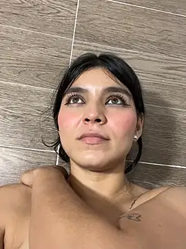 Violet_Fiore live XXX chat